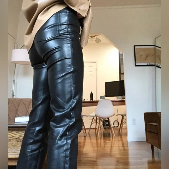 Wilfred Aritzia Faux Leather The Melina Super High-rise Pant - Picture 2 of 8